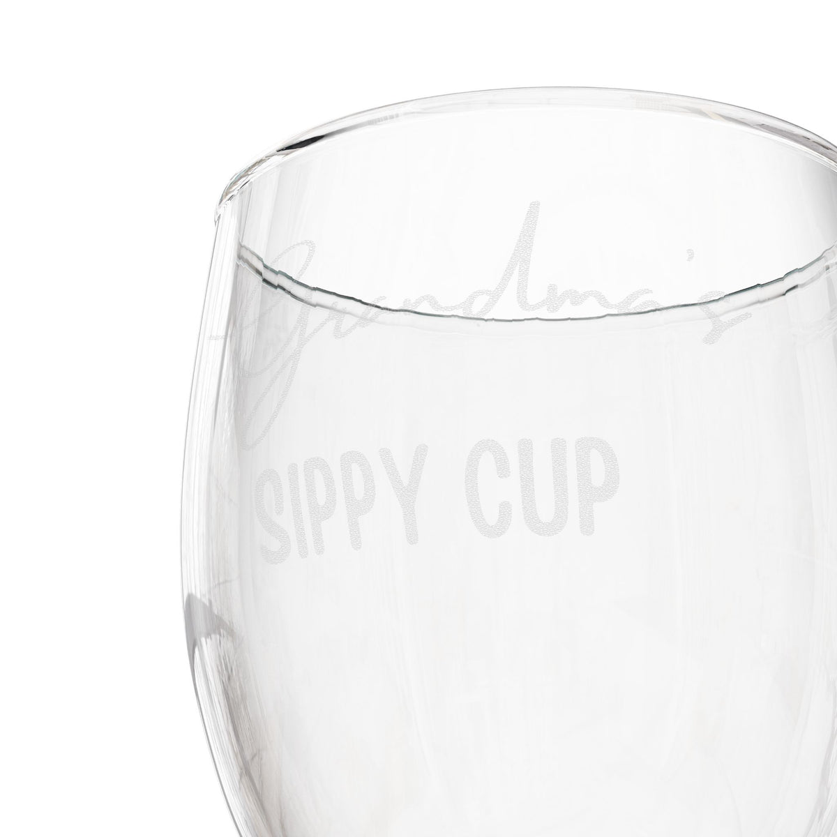 Engraved Grandma's Sippy Cup 10.5 oz wine glass - engraving close-up